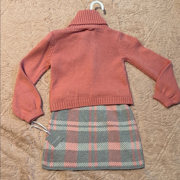 Tahari Coral Cable Knit Sweater for Kids - Picture 7 of 7